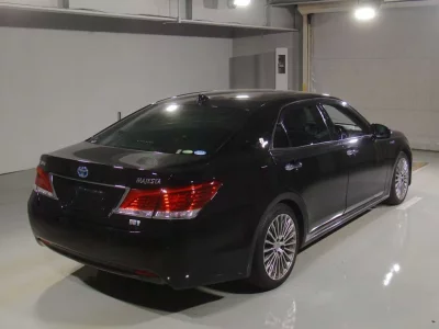 TOYOTA CROWN MAJESTA