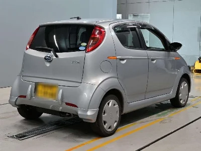 SUBARU R2