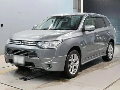 MITSUBISHI OUTLANDER PHEV