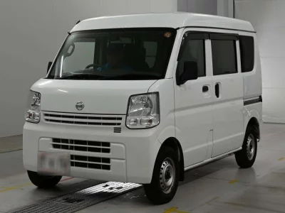 NISSAN CLIPPER VAN