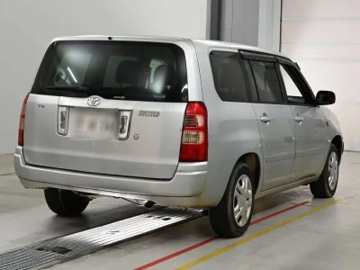 TOYOTA SUCCEED