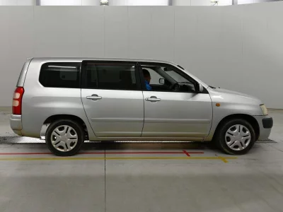 TOYOTA SUCCEED