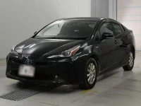 Цена авто Toyota Prius с аукционов Японии, номер кузова ZVW55, пробег 211 000, оценка 2