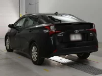 Цена авто Toyota Prius с аукционов Японии, номер кузова ZVW55, пробег 211 000, оценка 2