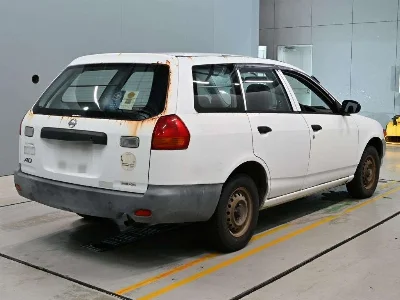 NISSAN AD