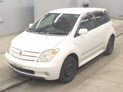 TOYOTA IST