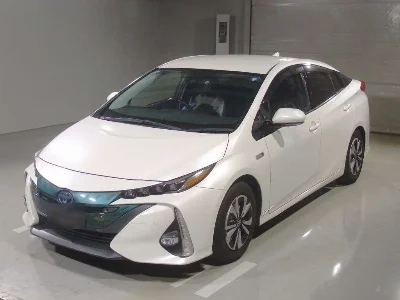 TOYOTA PRIUS PHV