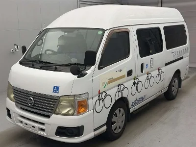 NISSAN CARAVAN BUS