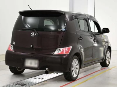 TOYOTA BB
