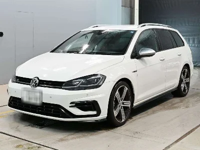 VOLKSWAGEN GOLF R VALIANT