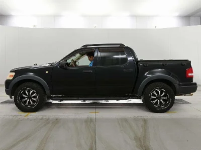 FORD EXPLORER SPORT TRACK