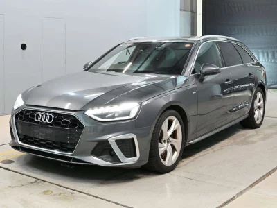 AUDI A4 AVANTE