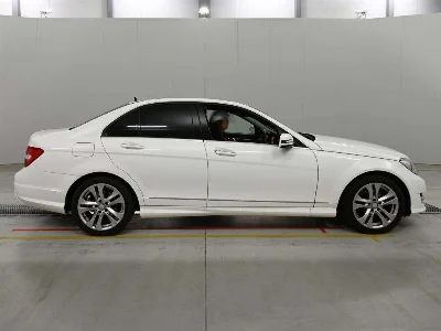MERCEDES BENZ C CLASS