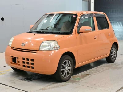 DAIHATSU ESSE