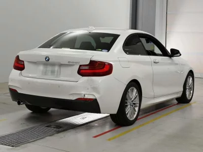 BMW 2 SERIES