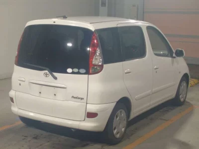 Toyota Funcargo