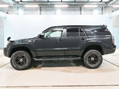 TOYOTA HILUX SURF