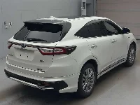 Цена авто Toyota Harrier с аукционов Японии, номер кузова AVU65W, пробег 77 000, оценка 8