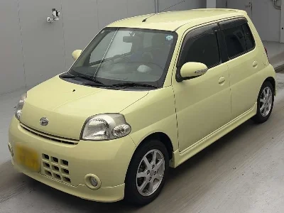 DAIHATSU ESSE