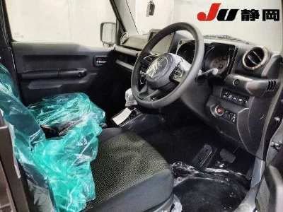 SUZUKI JIMNY NOMADE