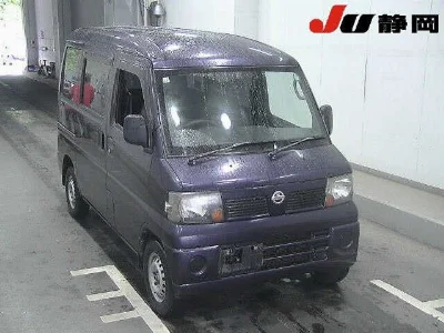 NISSAN CLIPPER VAN