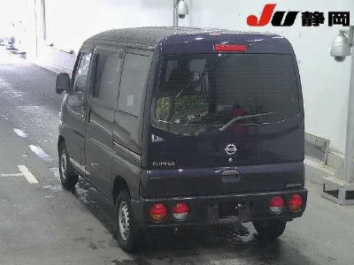 NISSAN CLIPPER VAN