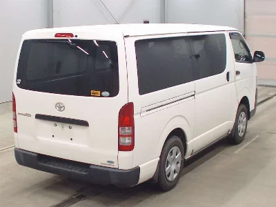 TOYOTA REGIUS VAN