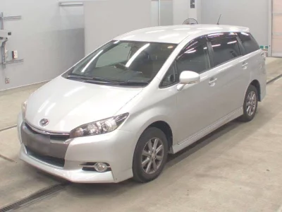 TOYOTA WISH