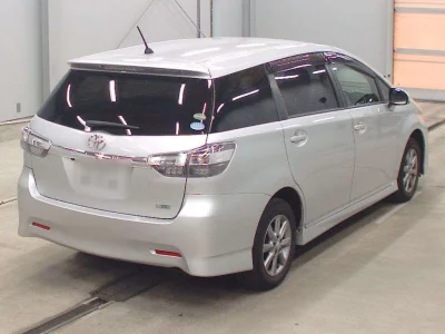 TOYOTA WISH