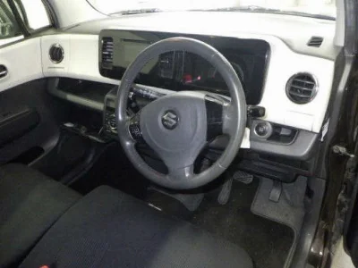 SUZUKI MRWAGON