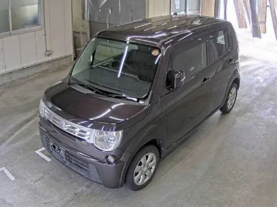 SUZUKI MRWAGON