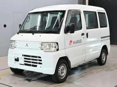 MITSUBISHI MINICAB