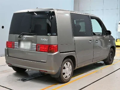 HONDA MOBILIO SPIKE
