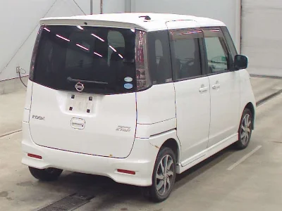 NISSAN ROOX