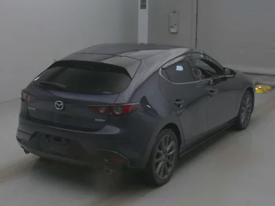 MAZDA MAZDA3 FASTBACK