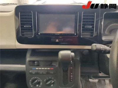 SUZUKI MRWAGON