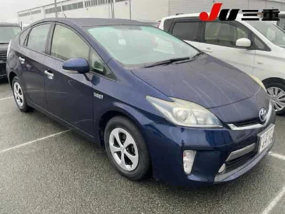 TOYOTA PRIUS PHV