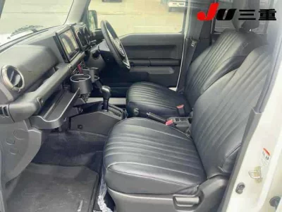SUZUKI JIMNY NOMADE