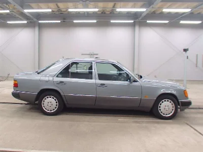 MERCEDES BENZ MEDIUM CLASS