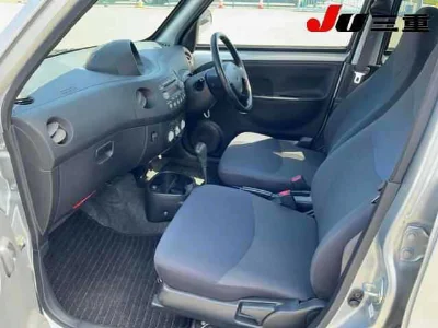 DAIHATSU ESSE