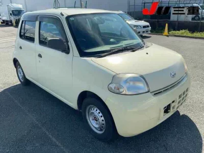 DAIHATSU ESSE