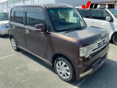 TOYOTA PIXIS SPACE