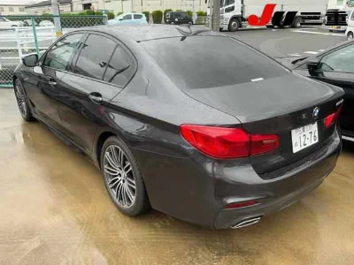 BMW 5 SERIES