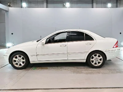 MERCEDES BENZ C CLASS