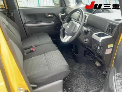 DAIHATSU WAKE