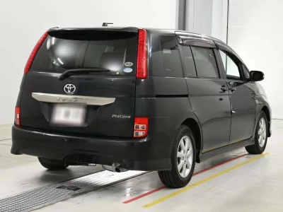 TOYOTA ISIS