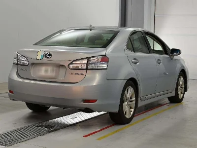 LEXUS HS