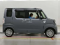 Toyota Pixis Mega