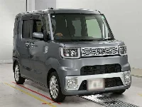 Toyota Pixis Mega