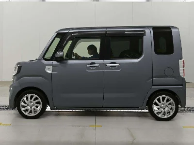 TOYOTA PIXIS MEGA
